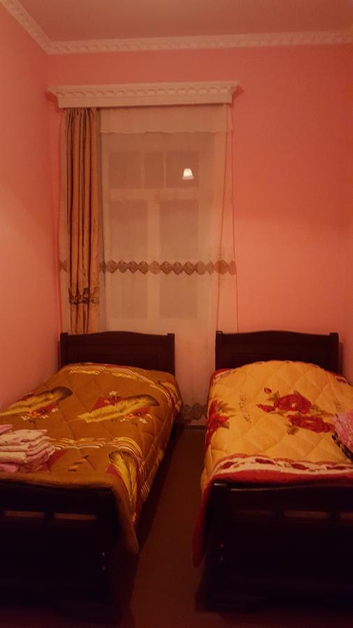 Bed and Breakfast Raul Lushnu Darbaz Местія Екстер'єр фото