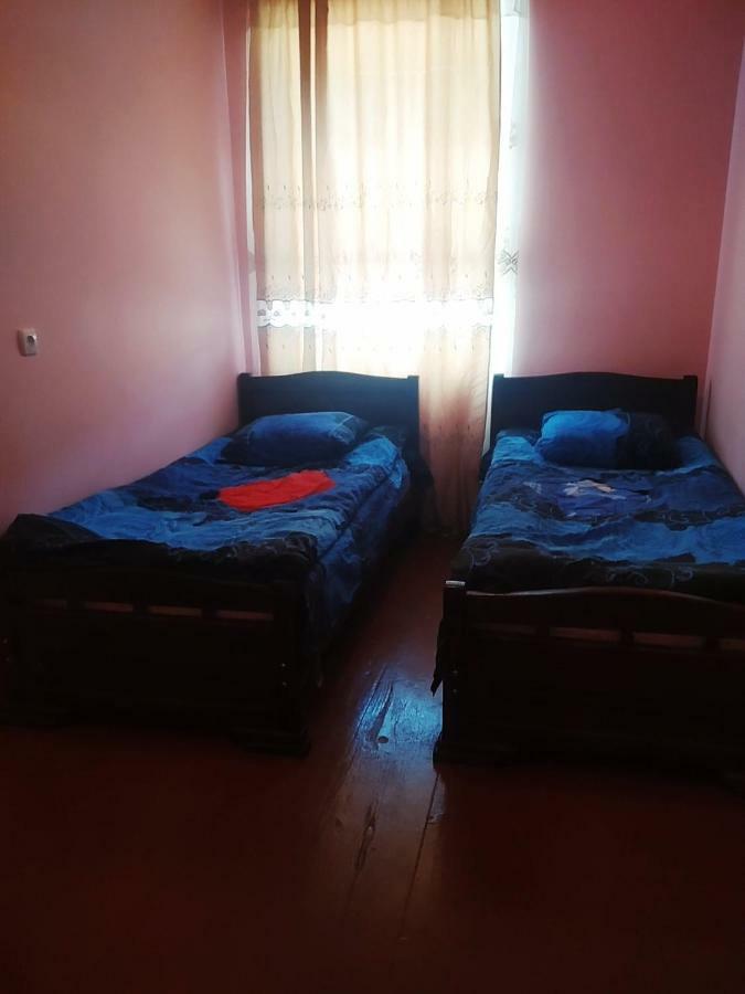 Bed and Breakfast Raul Lushnu Darbaz Местія Екстер'єр фото